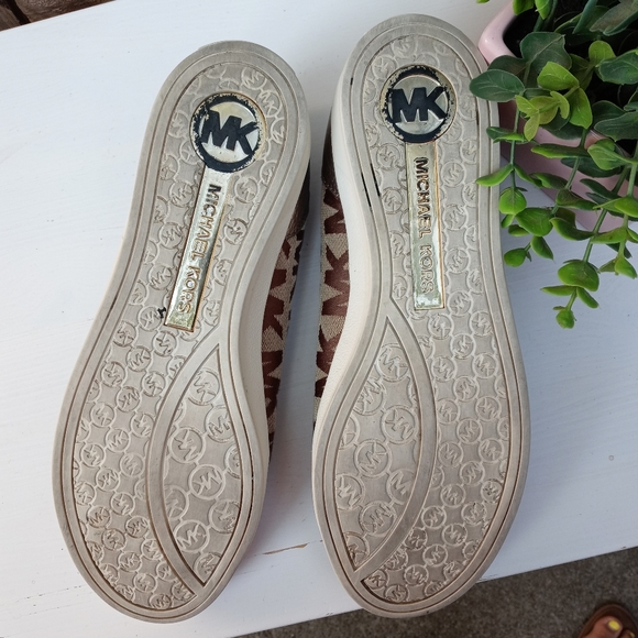 Michael Kors Women's City Sneakers Size 8 - Picture 4 of 8